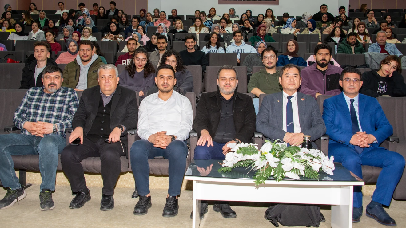 Japon Deprem Uzmanı Moriwaki Selçuk Üniversitesinde konuştu: Türkiye can kayıplarında dünyada 3. 